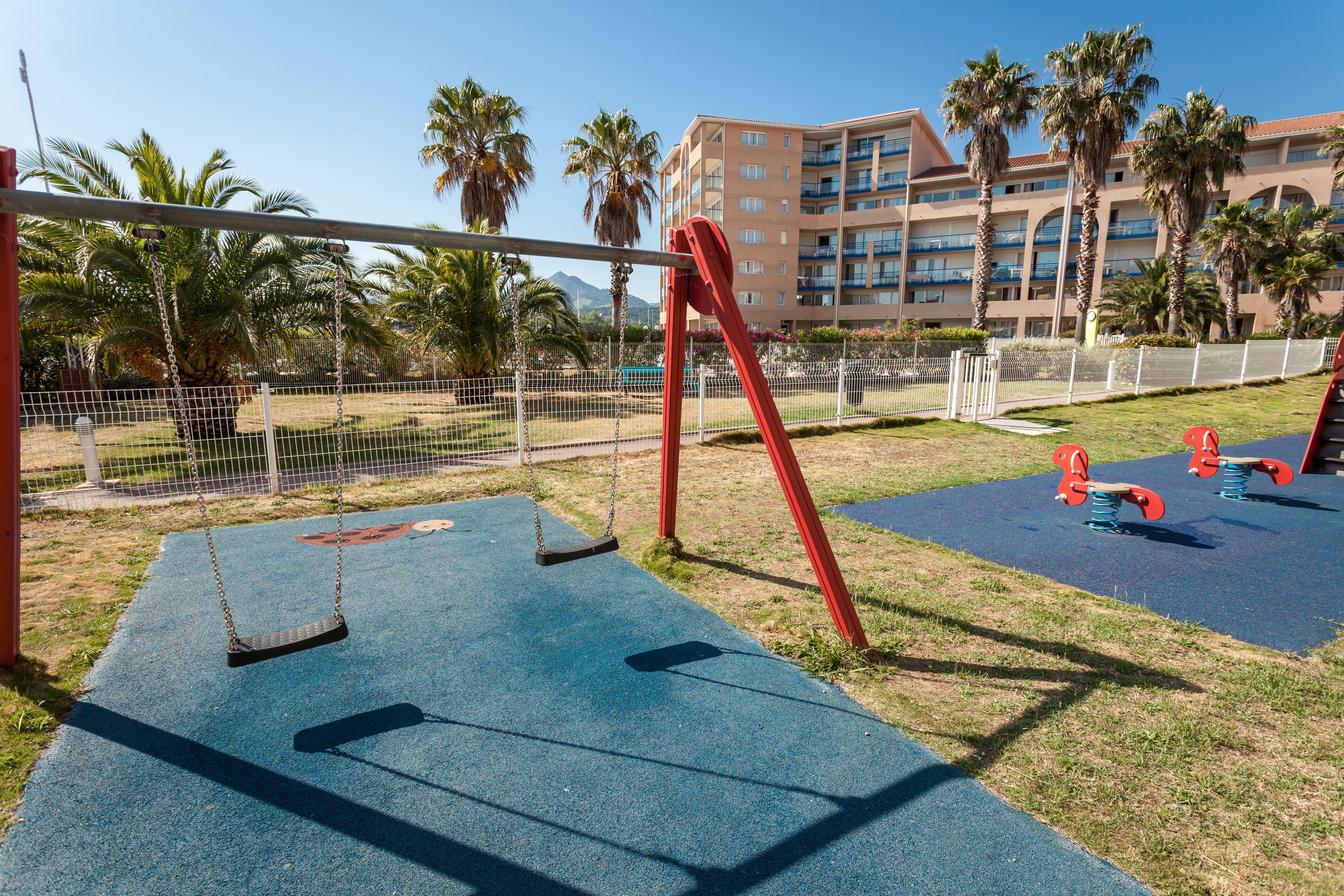 Appart Hotel Mer & Golf Port Argeles Exterior photo